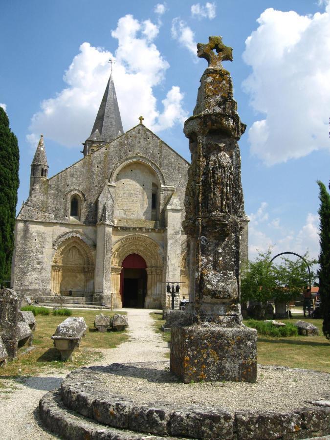 Aulnay  Les Noyers Aulnay B&B 외부 사진