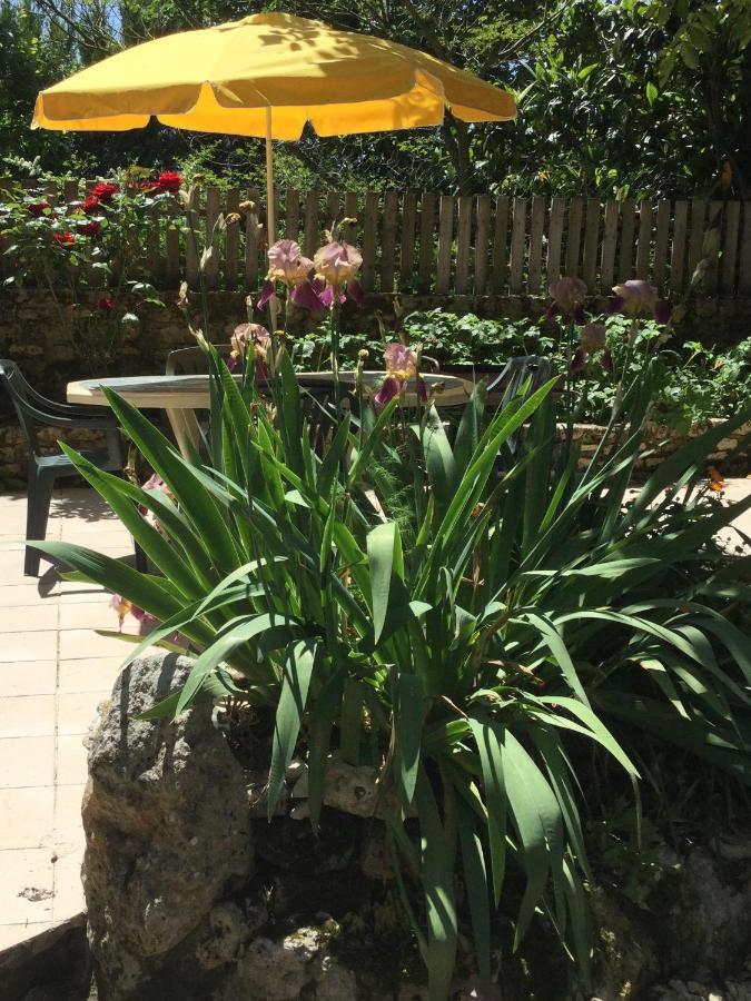 Aulnay  Les Noyers Aulnay B&B 외부 사진